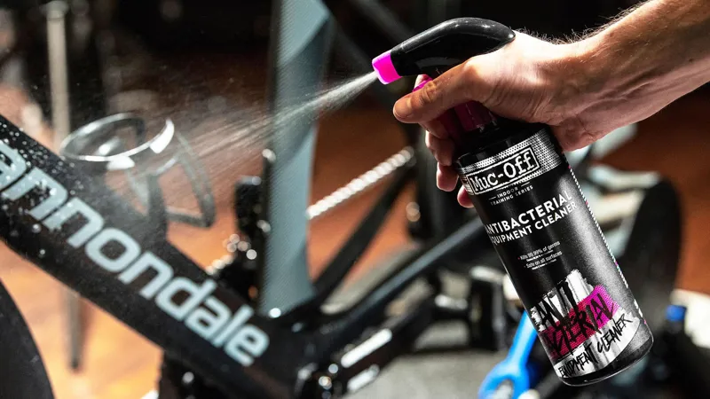 Muc-Off INDOOR TRAINING SANITISER 500ML-3