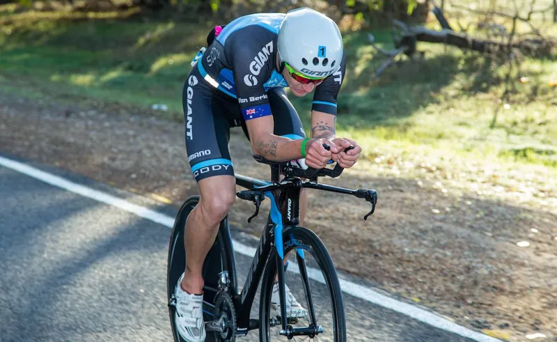 RIVET TT Helmet Black
