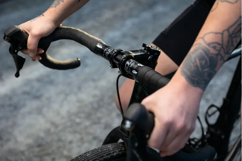 Cane Creek eeSILK Stem Black-1