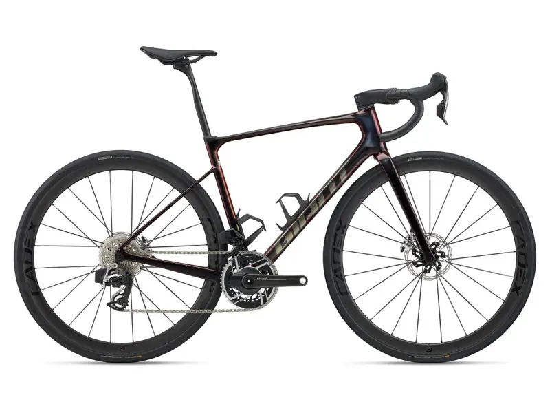 Giant Defy Advanced SL 0 Road Bike In Gloss Black Lava/Matte Black/Chrome