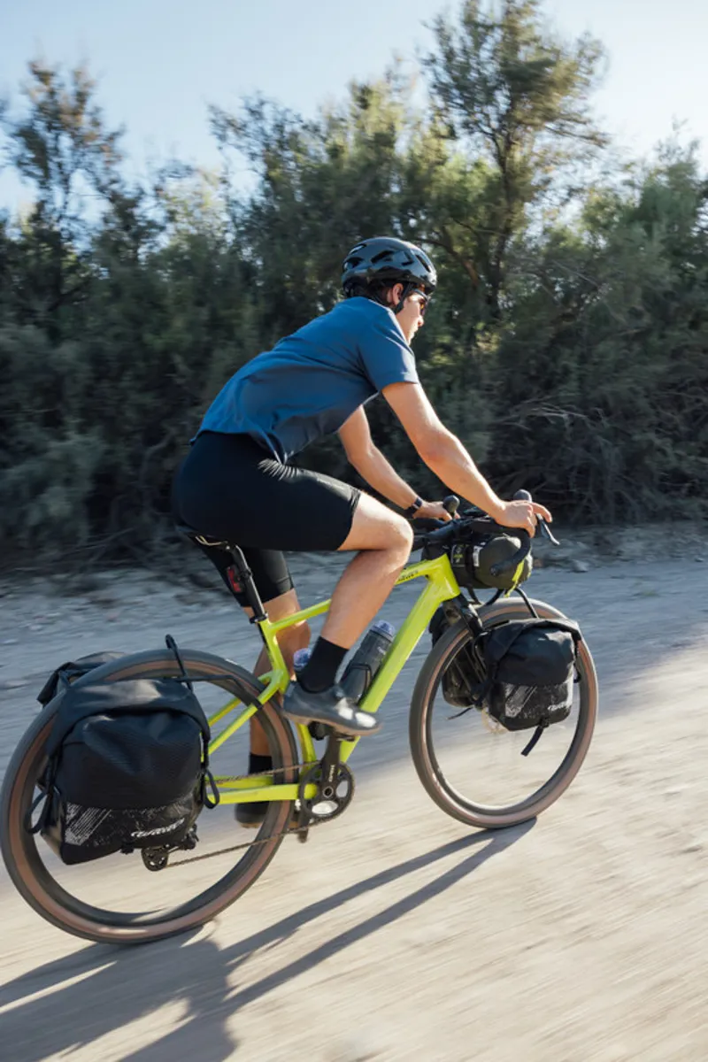 WILIER ADLAR RIVAL XPLR AXS GRAFF LIME BLACK-10