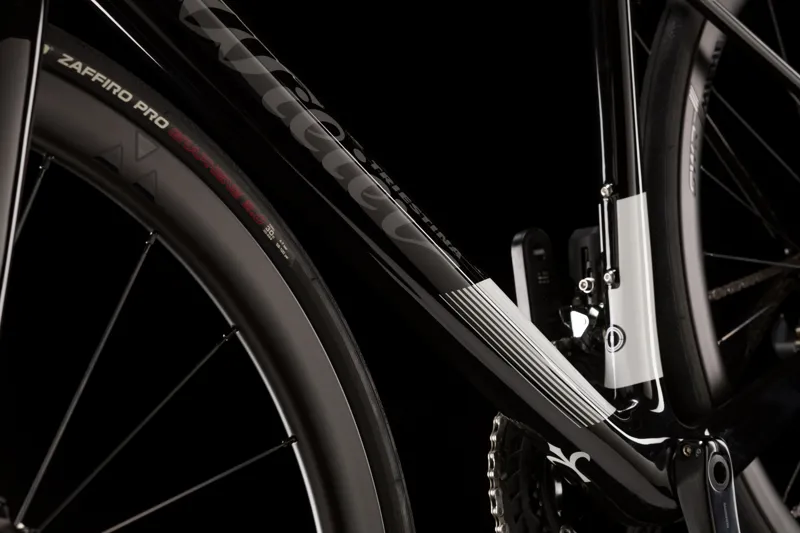 Wilier GARDA 105 12S SWR40 BLACK GREY GLOSSY-3