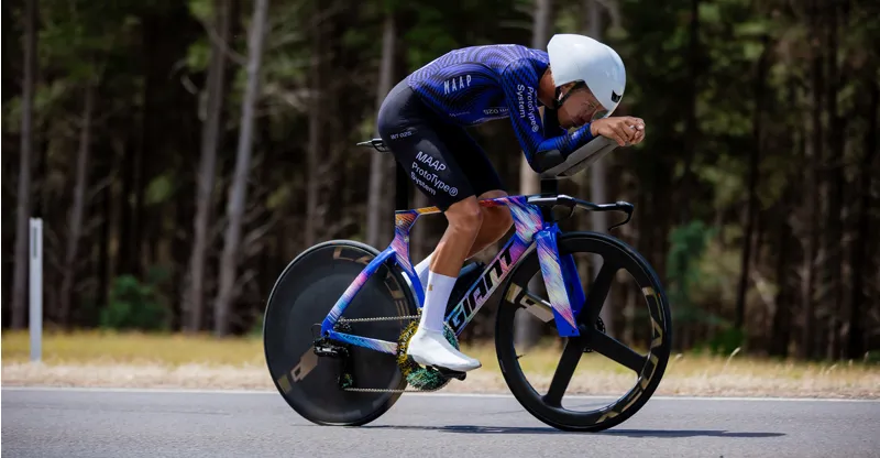 Cadex 4 Spoke 1k Carbon Disc Brake Front Wheel-3