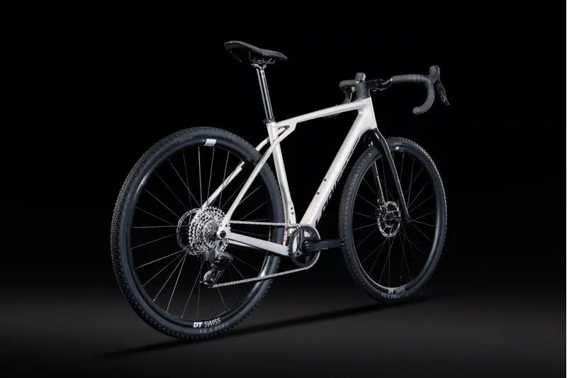 Lapierre Crosshill CF 6.0 AXS Gravel Bike in White-5