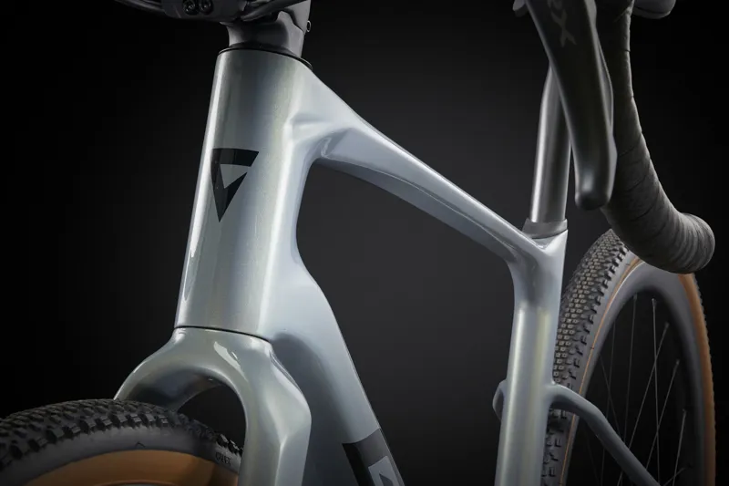 Giant Revolt Advanced 0 Gravel Bike In Gloss Aurora Noise-13