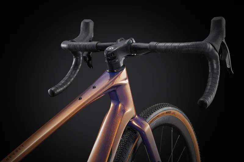 Giant Revolt Advanced Pro 1 Gravel Bike In Gloss Meteor Storm-6