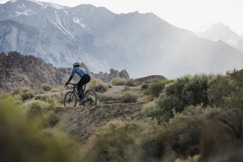 Giant Revolt Advanced Pro 0 Gravel Bike In Gloss Interstellar/Chrome-6