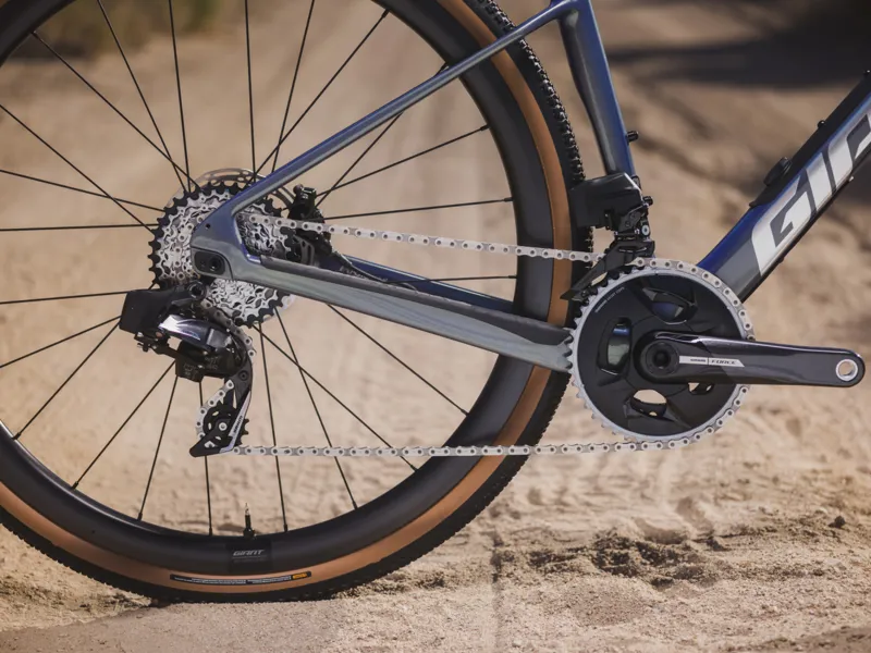 Giant Revolt Advanced Pro 0 Gravel Bike In Gloss Interstellar/Chrome-9