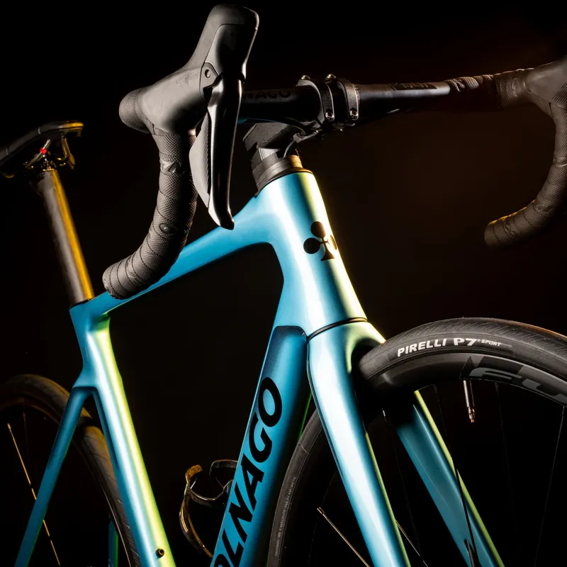 Colnago V4 Disc 2025 Complete Road Bike Ultegra Di2 Speed VDBL-7