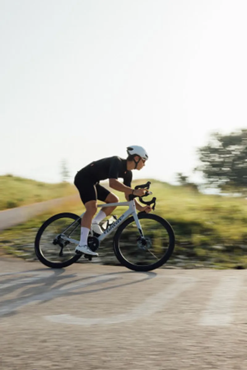 Wilier FILANTE SL RIVAL AXS SYNTHIUM SILVER BLACK-5