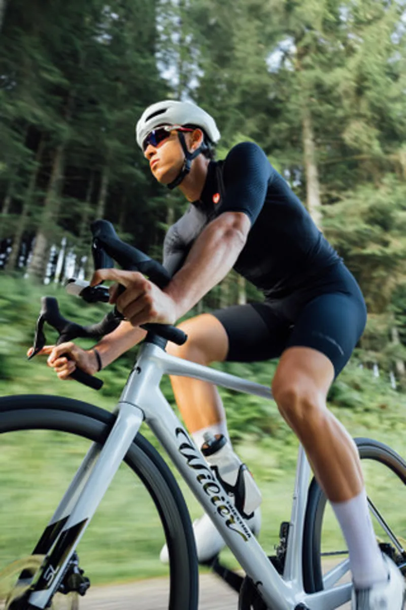 Wilier FILANTE SL RIVAL AXS SYNTHIUM SILVER BLACK-11