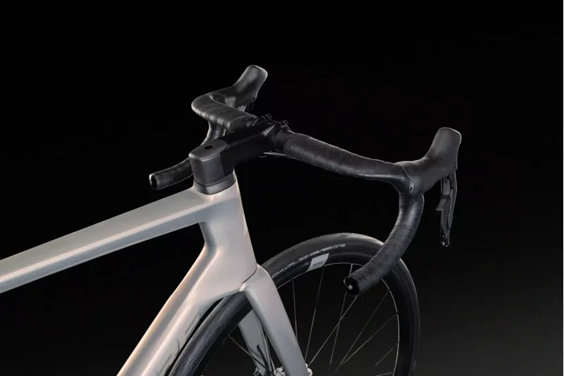 Lapierre Xelius DRS 6.0 Performance Road Bike in Beige-3