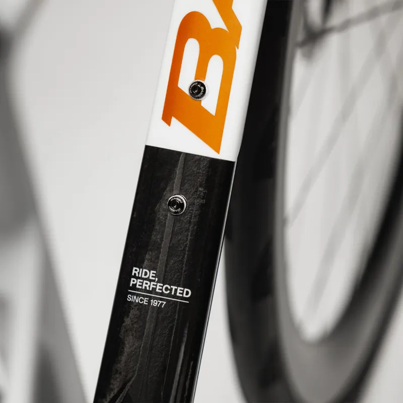 BASSO SV Ultegra Di2 Bike White 2025-2