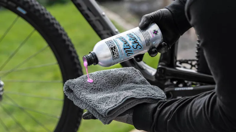 Muc-Off Miracle Shine-4