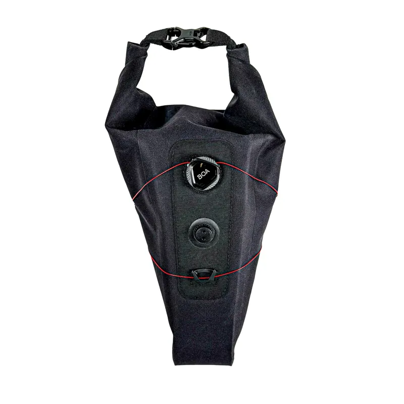 Silca Grinta Roll-Top 2-5-litre Adventure Saddle Bag in Black-4