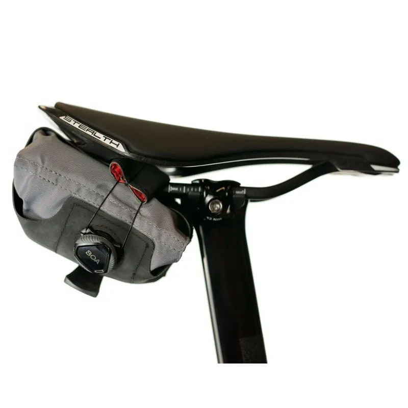 Silca Seat Roll Asymmetrico in Black-3