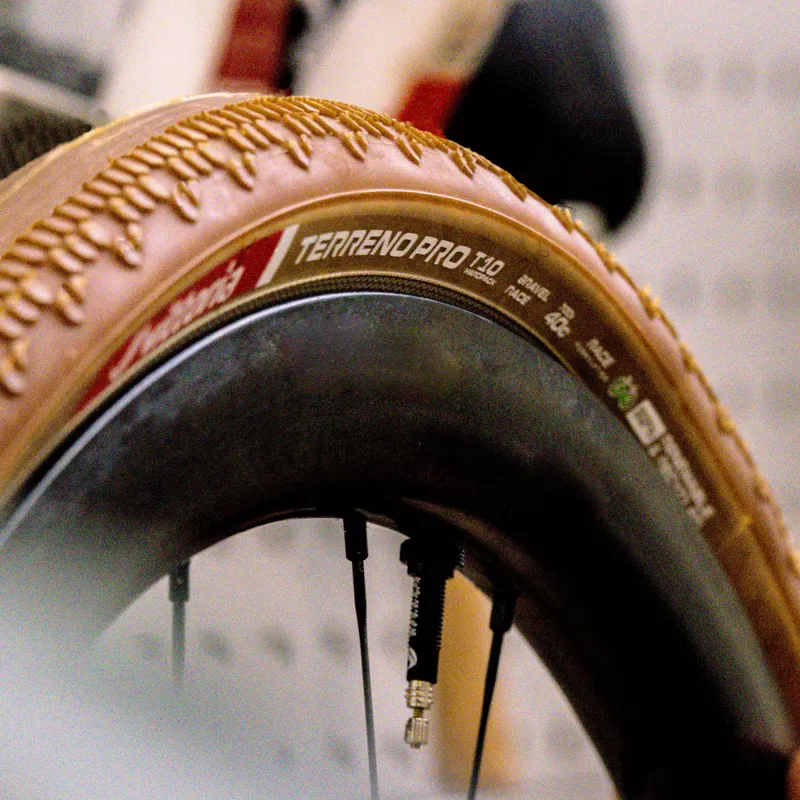 Vittoria Terreno Pro T10 HardPack Tyre - Tan-2