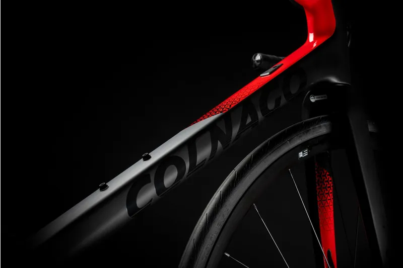 Colnago V3 Disc - Rival AXS - Matte Black/Red-2