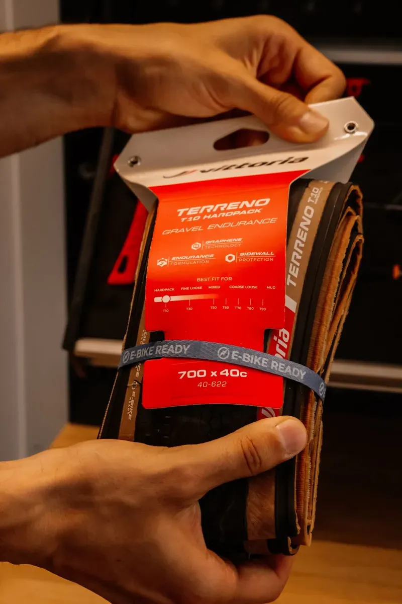 Vittoria Terreno T10 HardPack Tyre - Tan-3