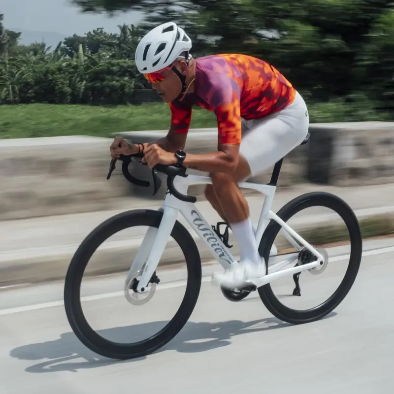 Wilier Rapida 105 12x Bike in Weekend White-7